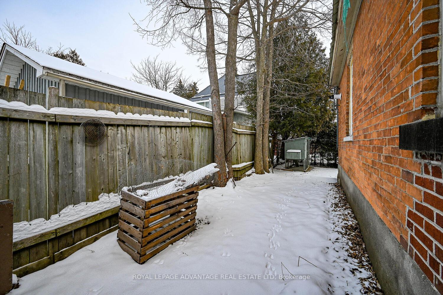 Photo 36 of 42 William Street W, Smiths Falls — HOMEH