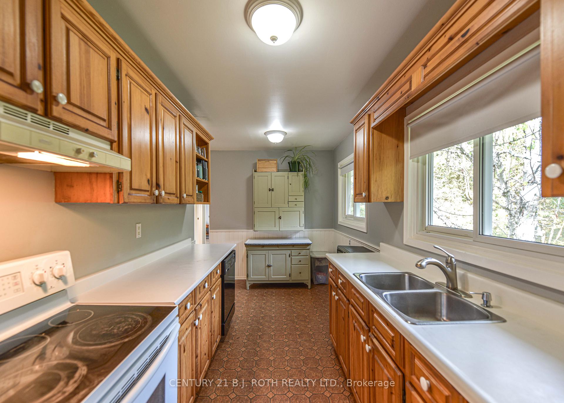 Photo 31 of 1528 Kitchen Side Road, Severn, Rural Severn — HOMEH