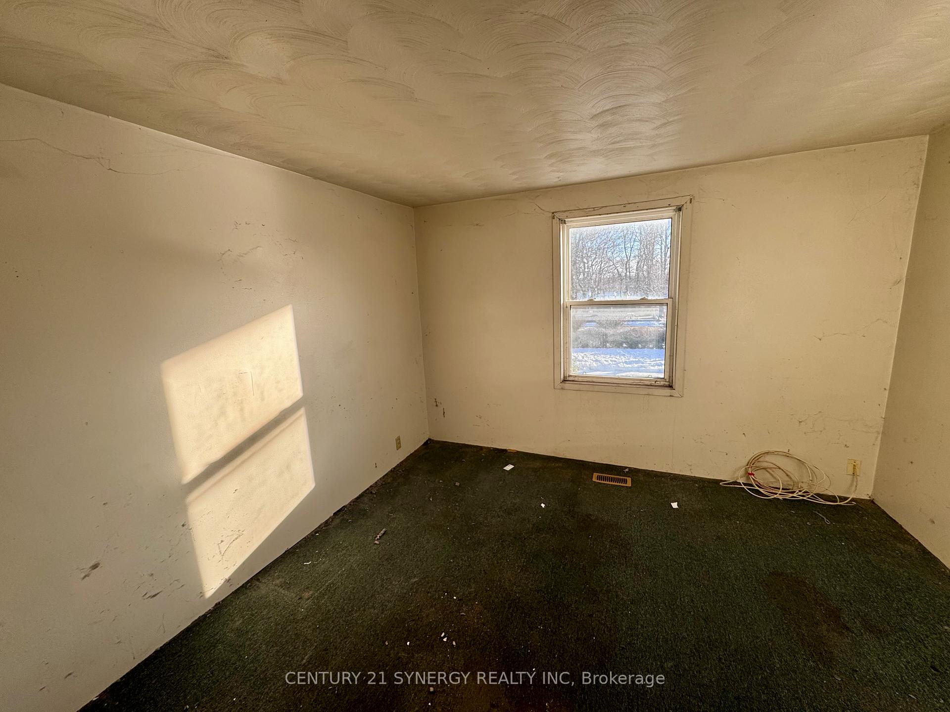 Photo 9 of 15 Bay Street S, Smiths Falls — HOMEH