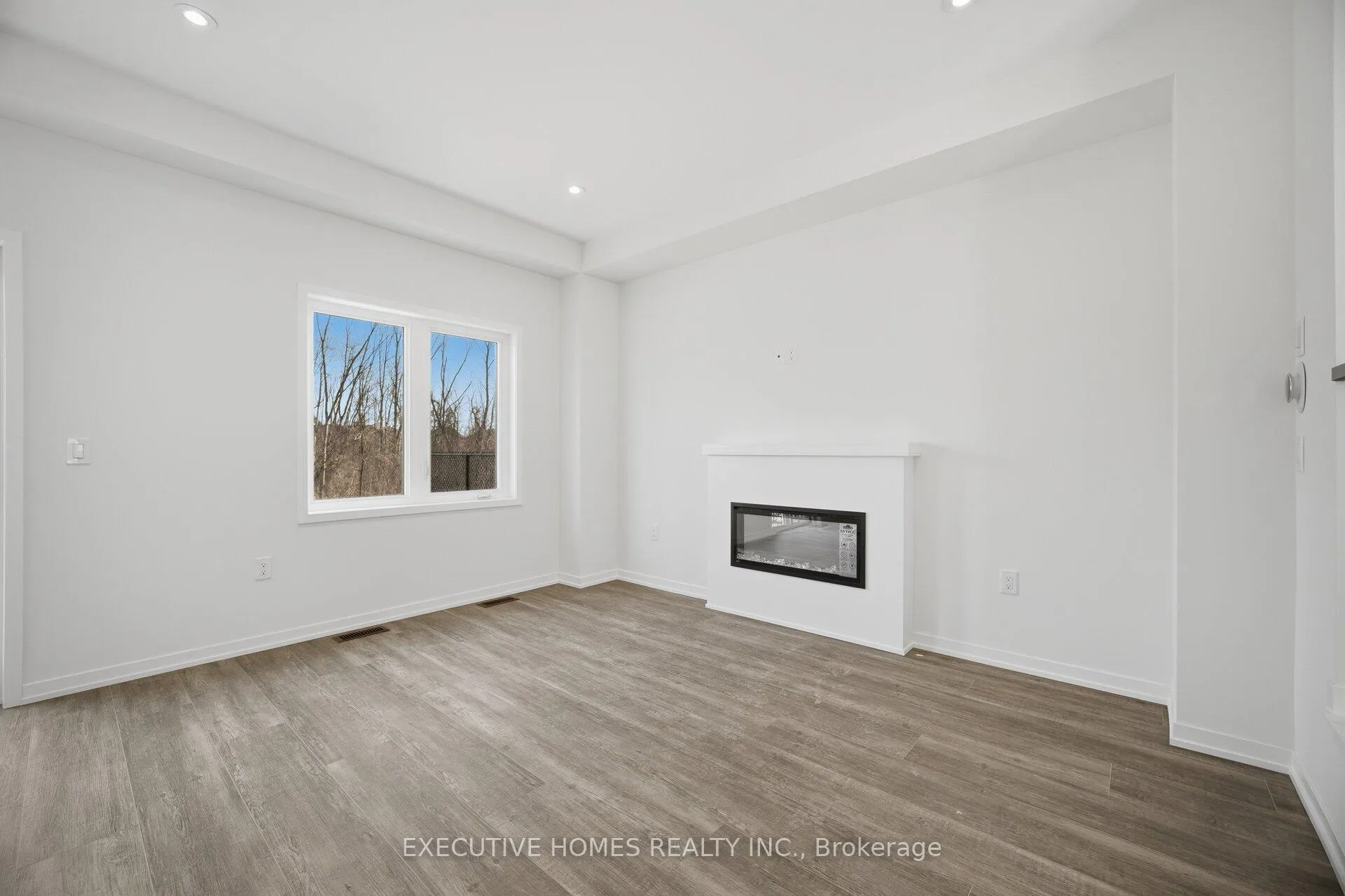 Photo 12 of 48 Aurora Common, Cambridge — HOMEH