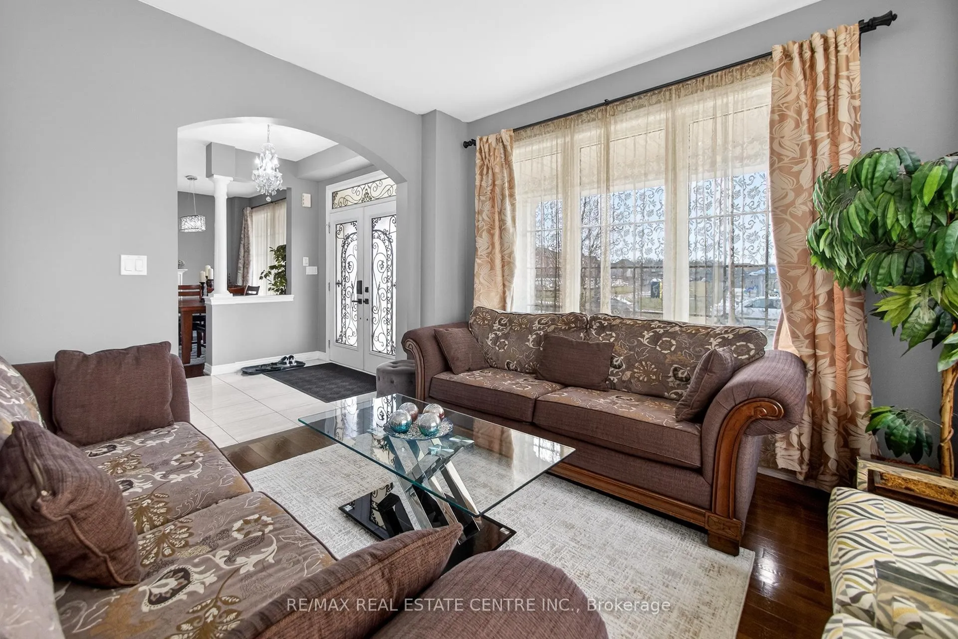 Photo 9 of 6 Libby Road, Brampton, Credit Valley — HOMEH