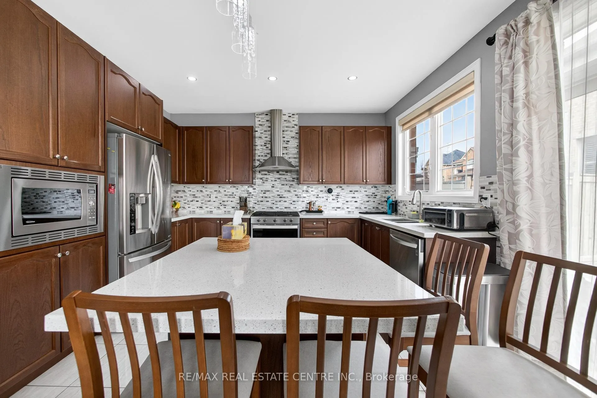 Photo 18 of 6 Libby Road, Brampton, Credit Valley — HOMEH