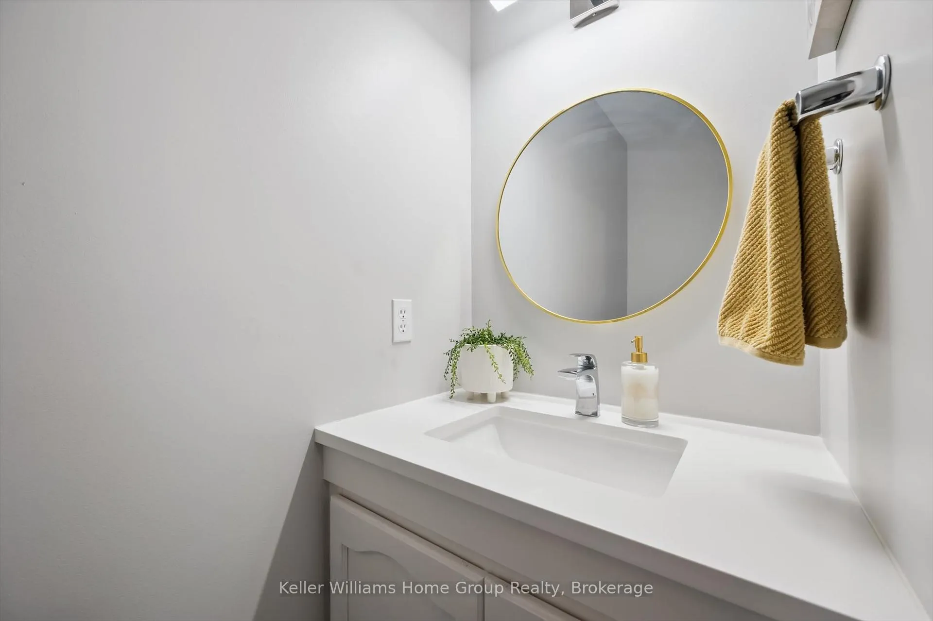 Photo 17 of 361 Starwood Drive, Guelph, Grange Road — HOMEH