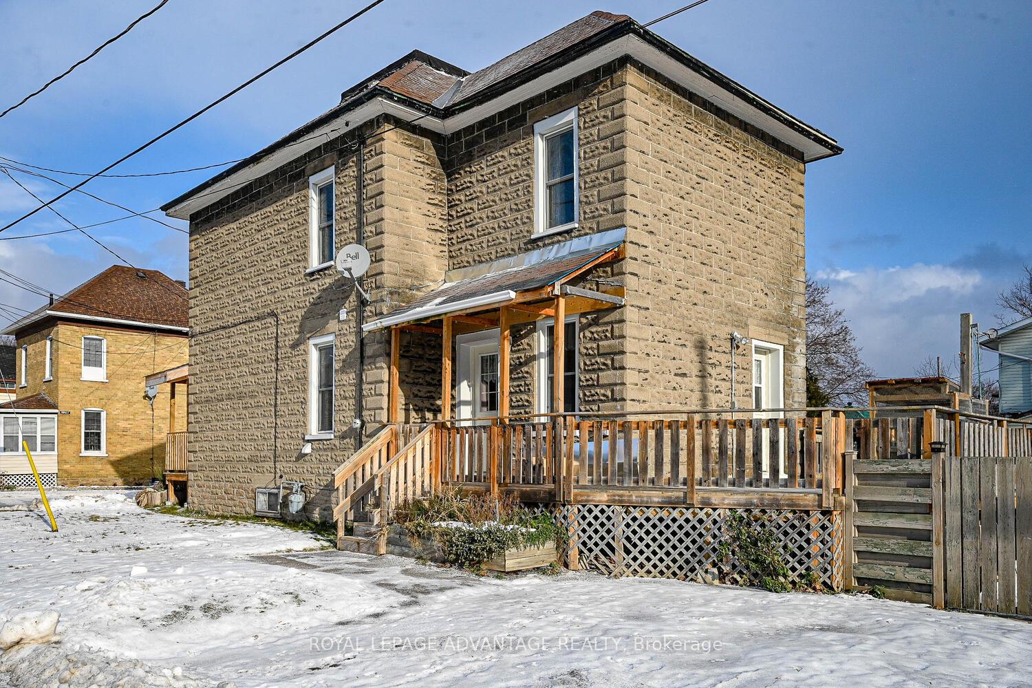 Photo 38 of 15 Thomas Street, Smiths Falls — HOMEH