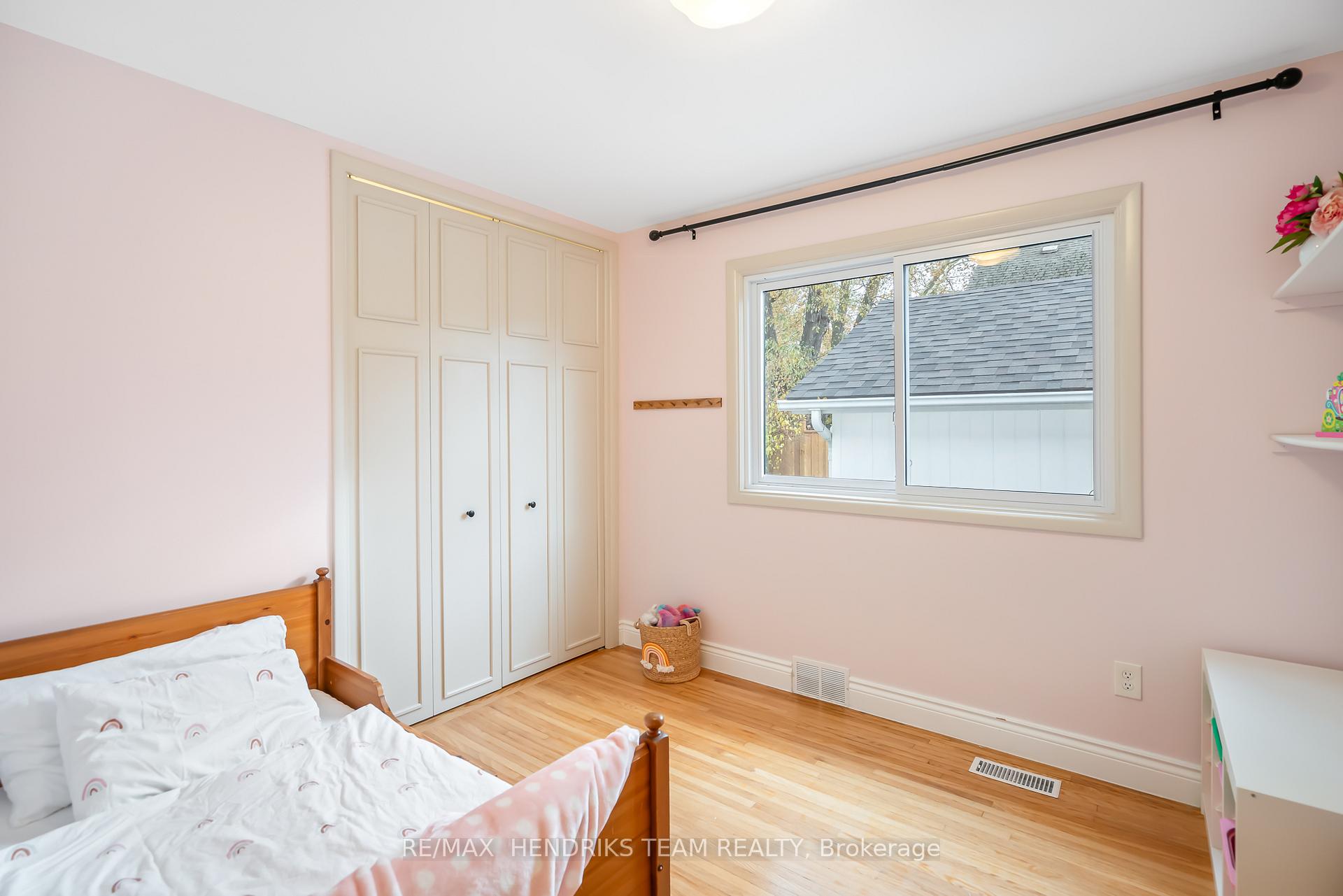 Photo 17 of 12 Duncan Drive, St. Catharines, Vine/Linwell — HOMEH