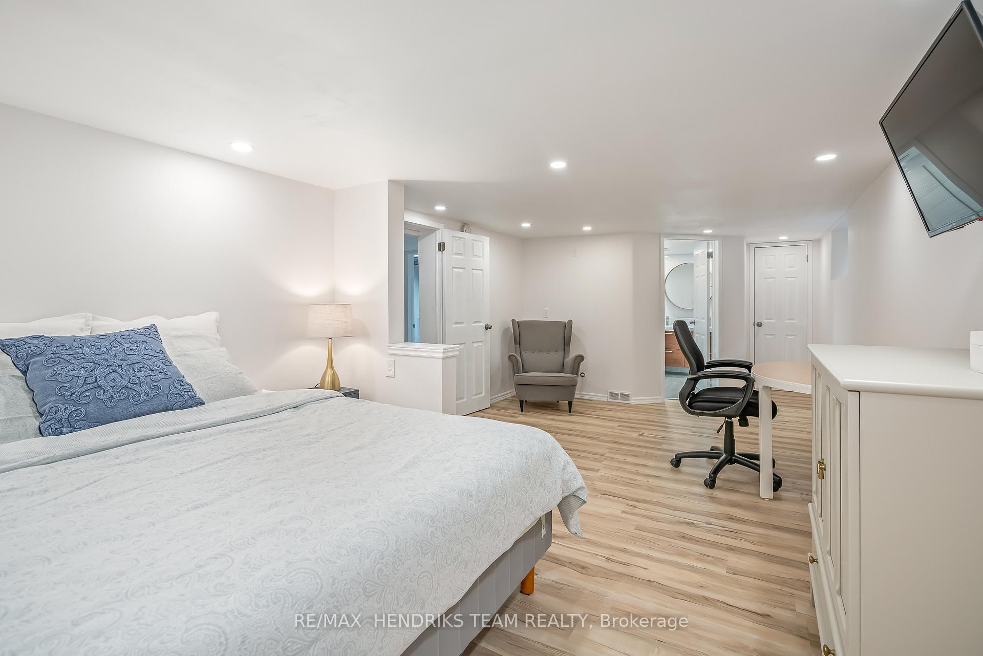 Photo 27 of 12 Duncan Drive, St. Catharines, Vine/Linwell — HOMEH