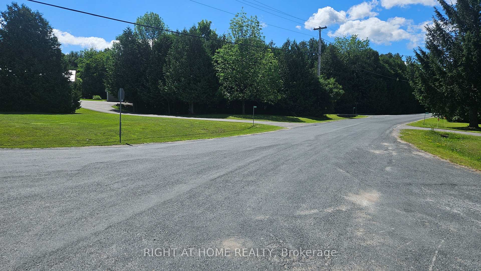 Photo 6 of 2905 Antelope Trail, Selwyn — HOMEH