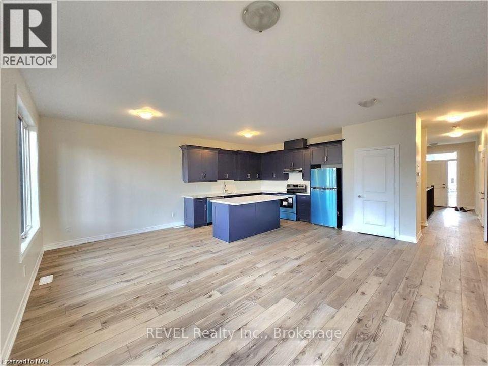 Photo 5 of 15 Shamrock Common, St. Catharines, Rykert/Vansickle — HOMEH