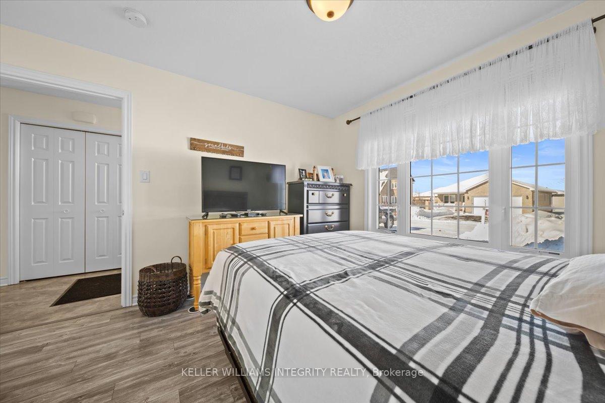 Photo 6 of 42 Code Crescent, Smiths Falls — HOMEH