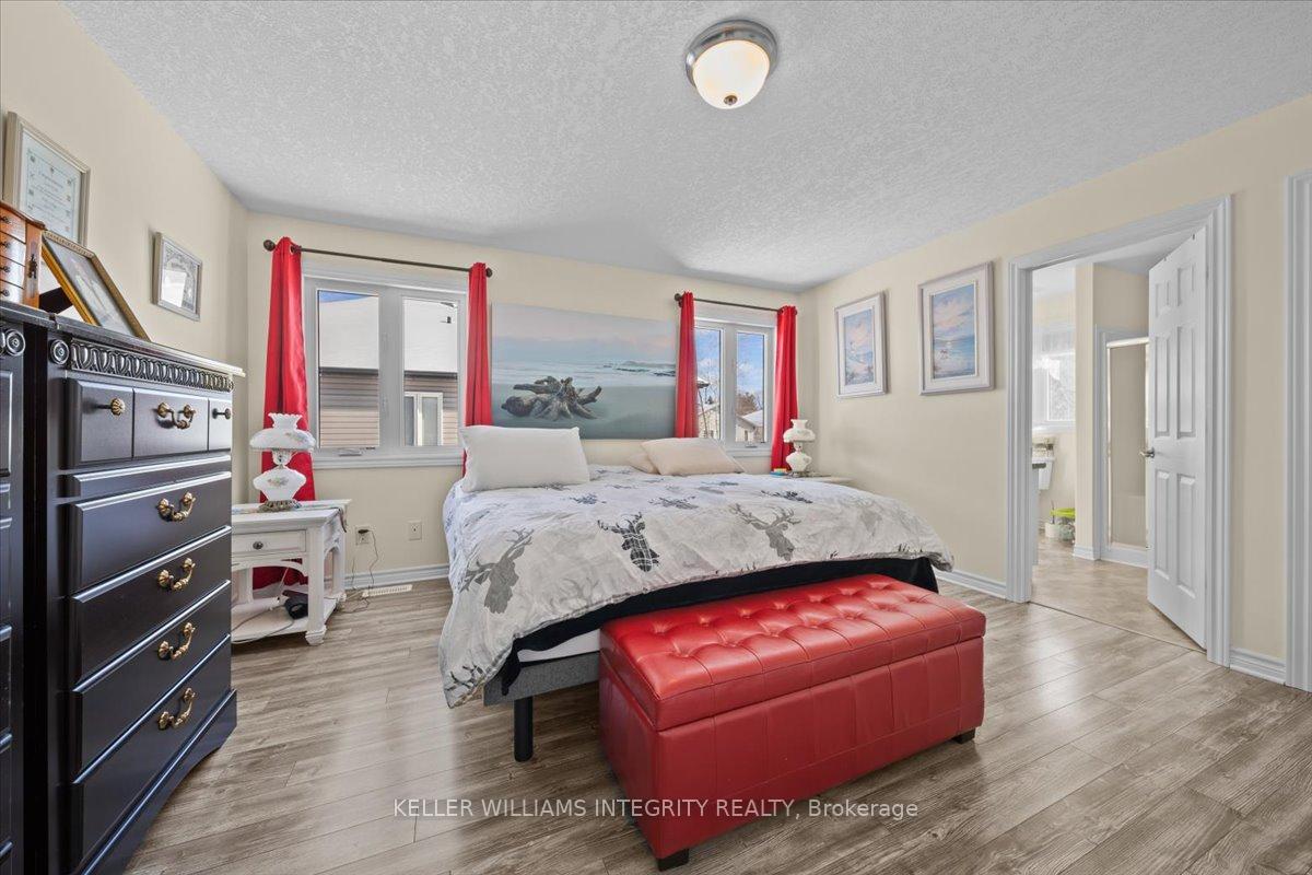Photo 8 of 42 Code Crescent, Smiths Falls — HOMEH