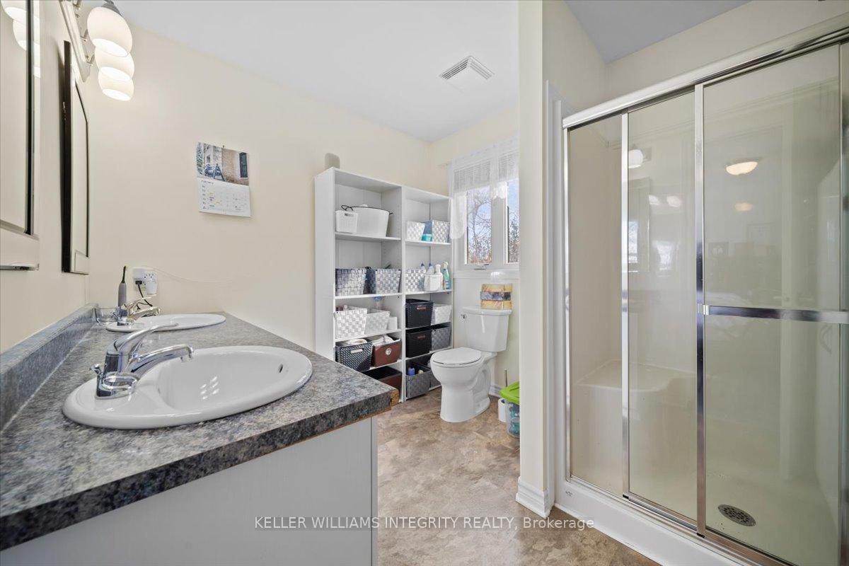 Photo 11 of 42 Code Crescent, Smiths Falls — HOMEH