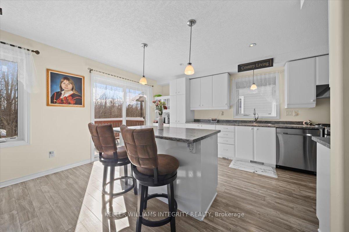 Photo 18 of 42 Code Crescent, Smiths Falls — HOMEH