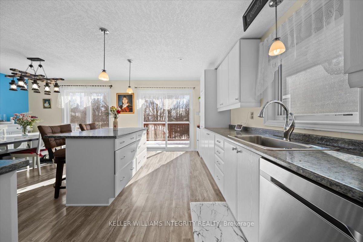 Photo 19 of 42 Code Crescent, Smiths Falls — HOMEH