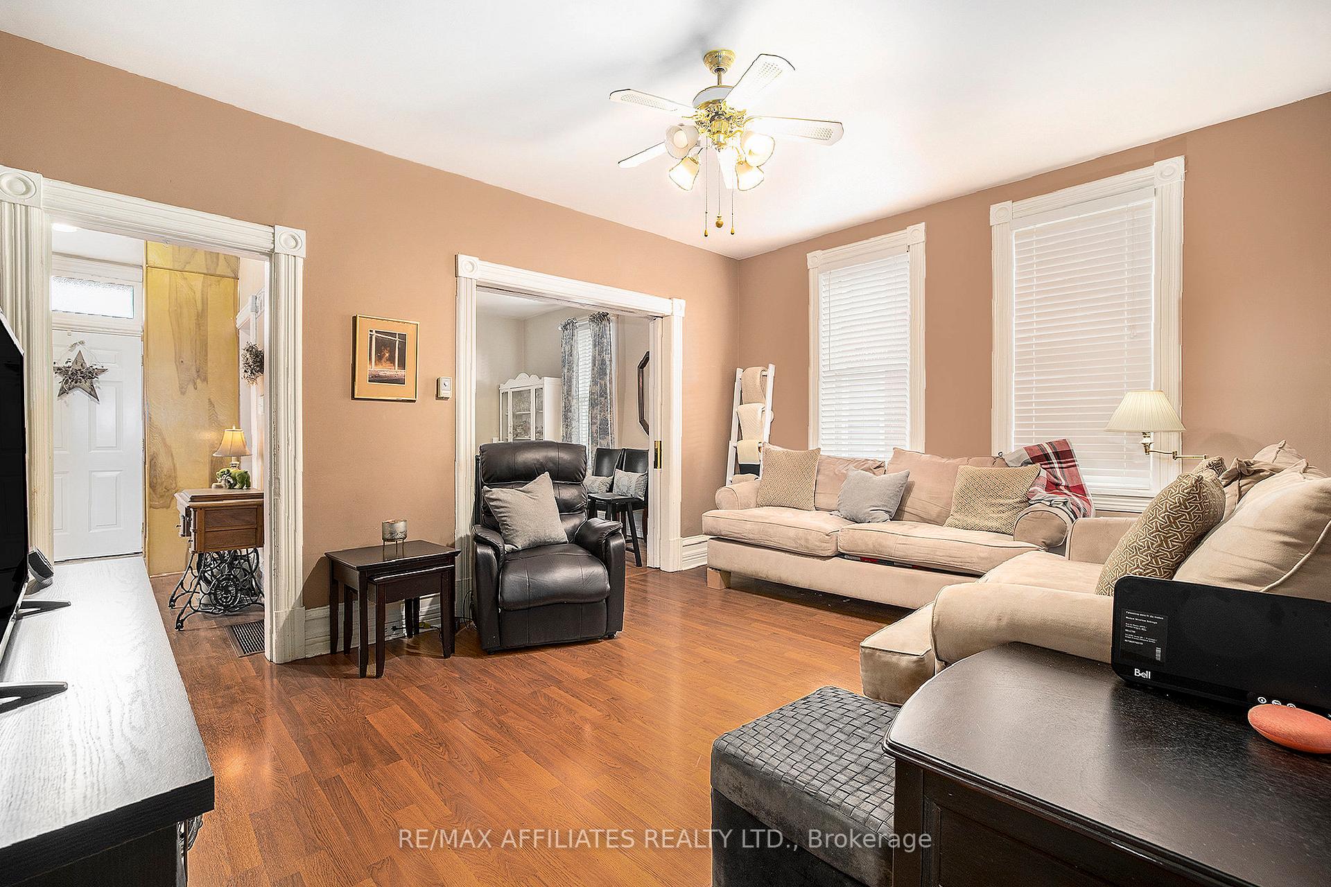 Photo 6 of 15 Robina Avenue N, Smiths Falls — HOMEH