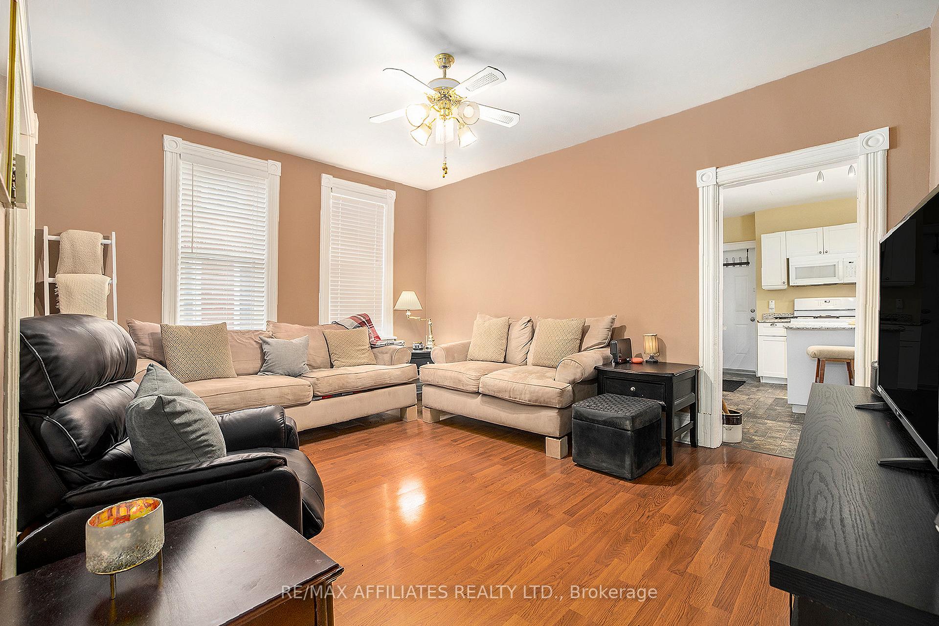 Photo 7 of 15 Robina Avenue N, Smiths Falls — HOMEH