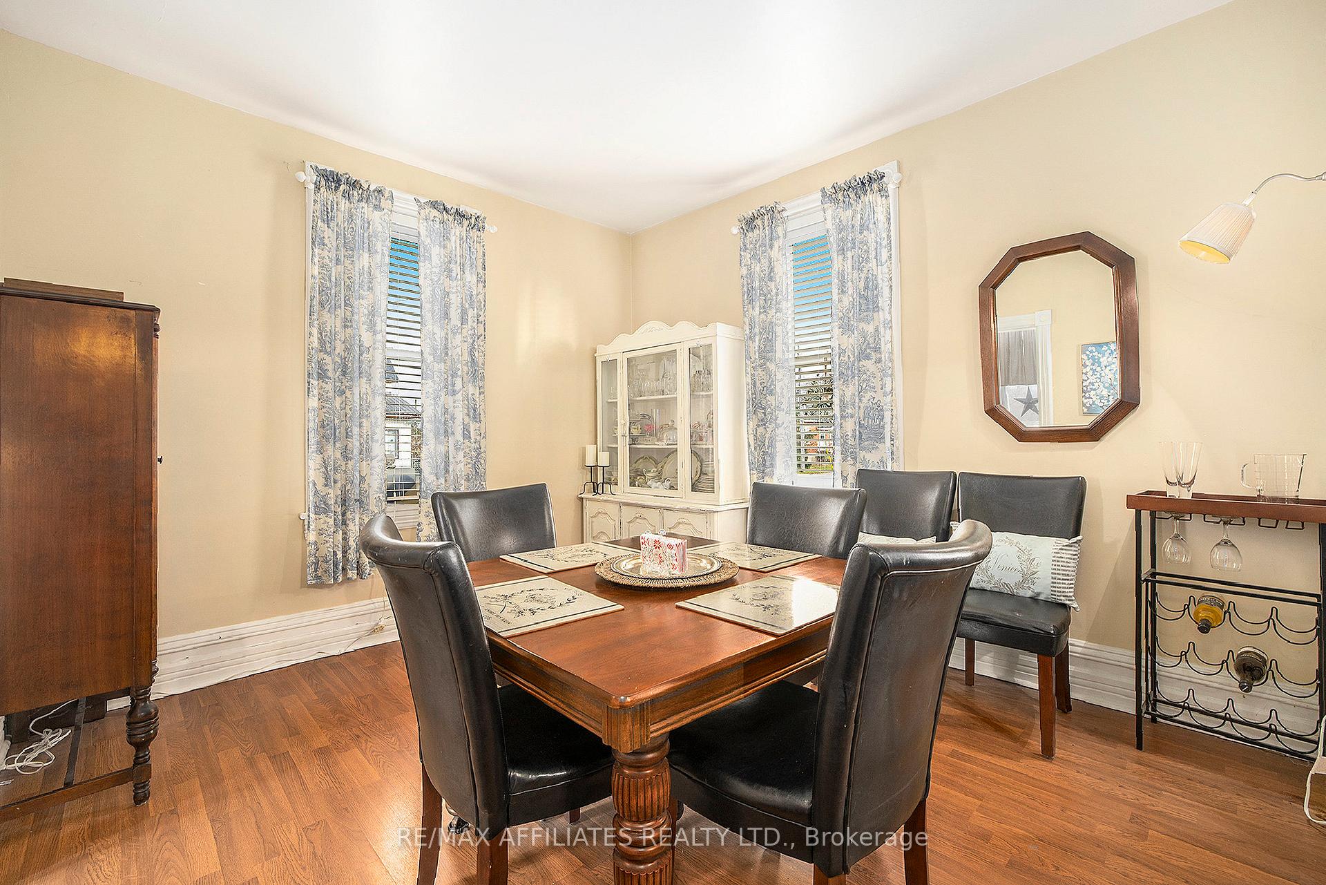 Photo 9 of 15 Robina Avenue N, Smiths Falls — HOMEH