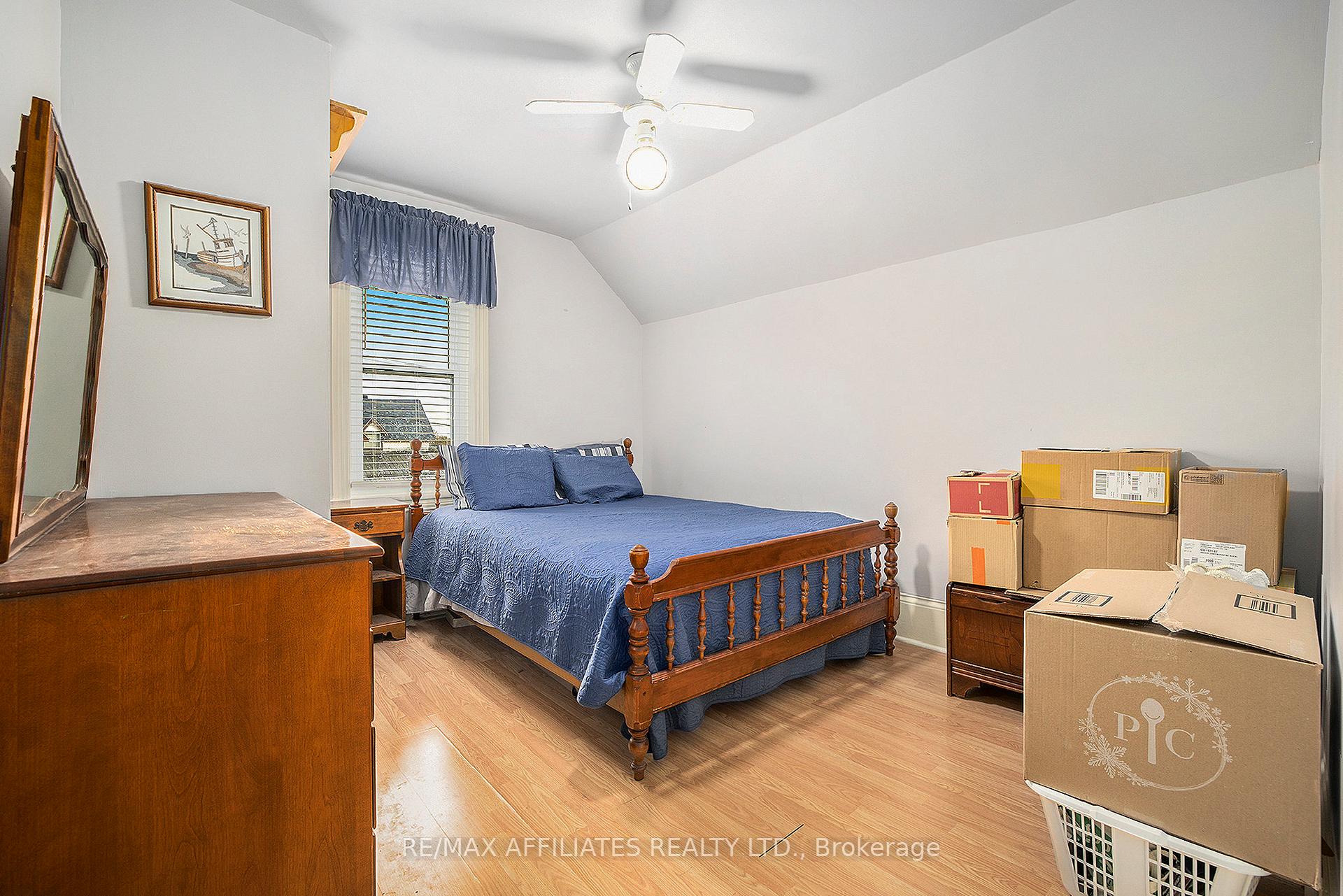 Photo 20 of 15 Robina Avenue N, Smiths Falls — HOMEH