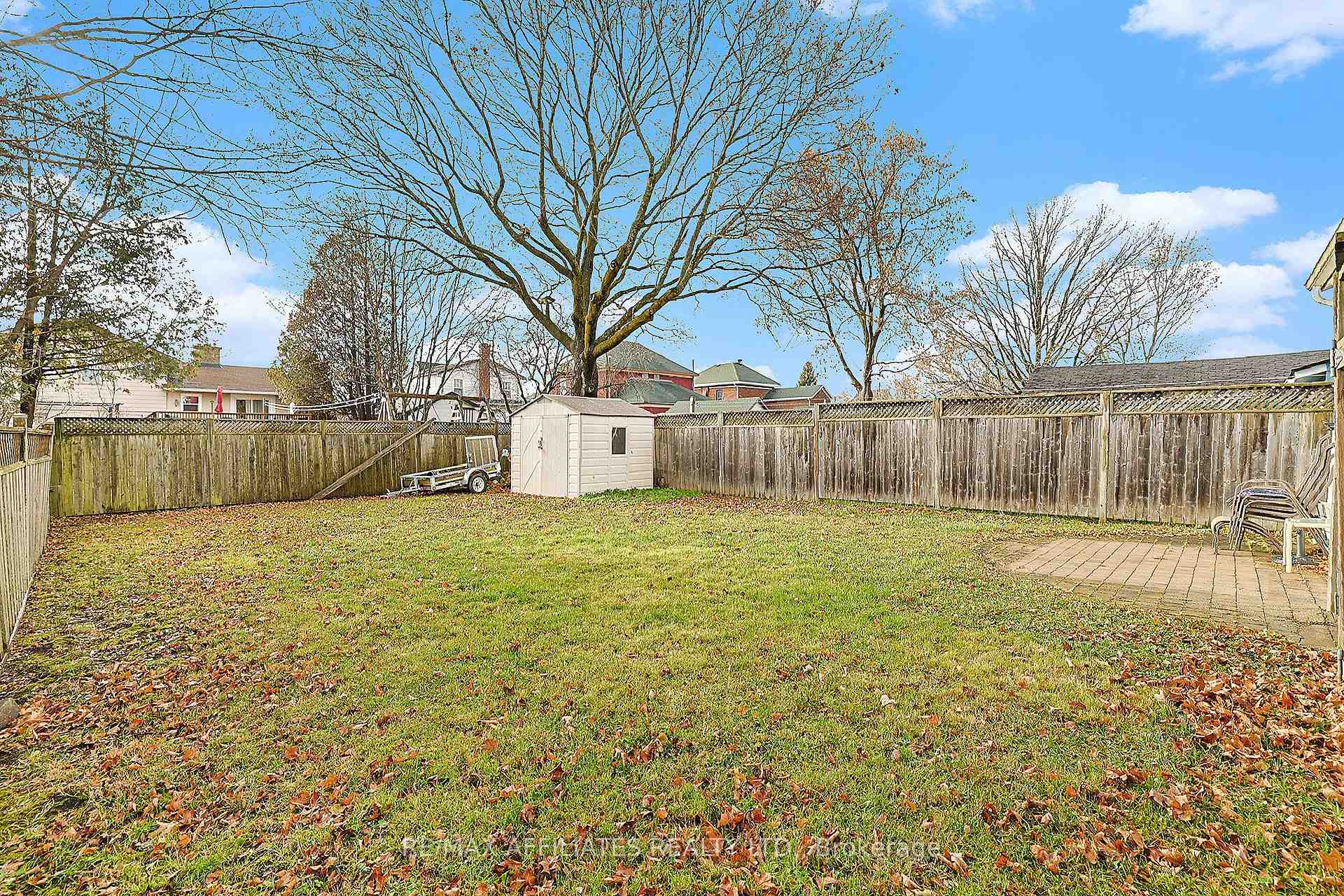 Photo 23 of 15 Robina Avenue N, Smiths Falls — HOMEH