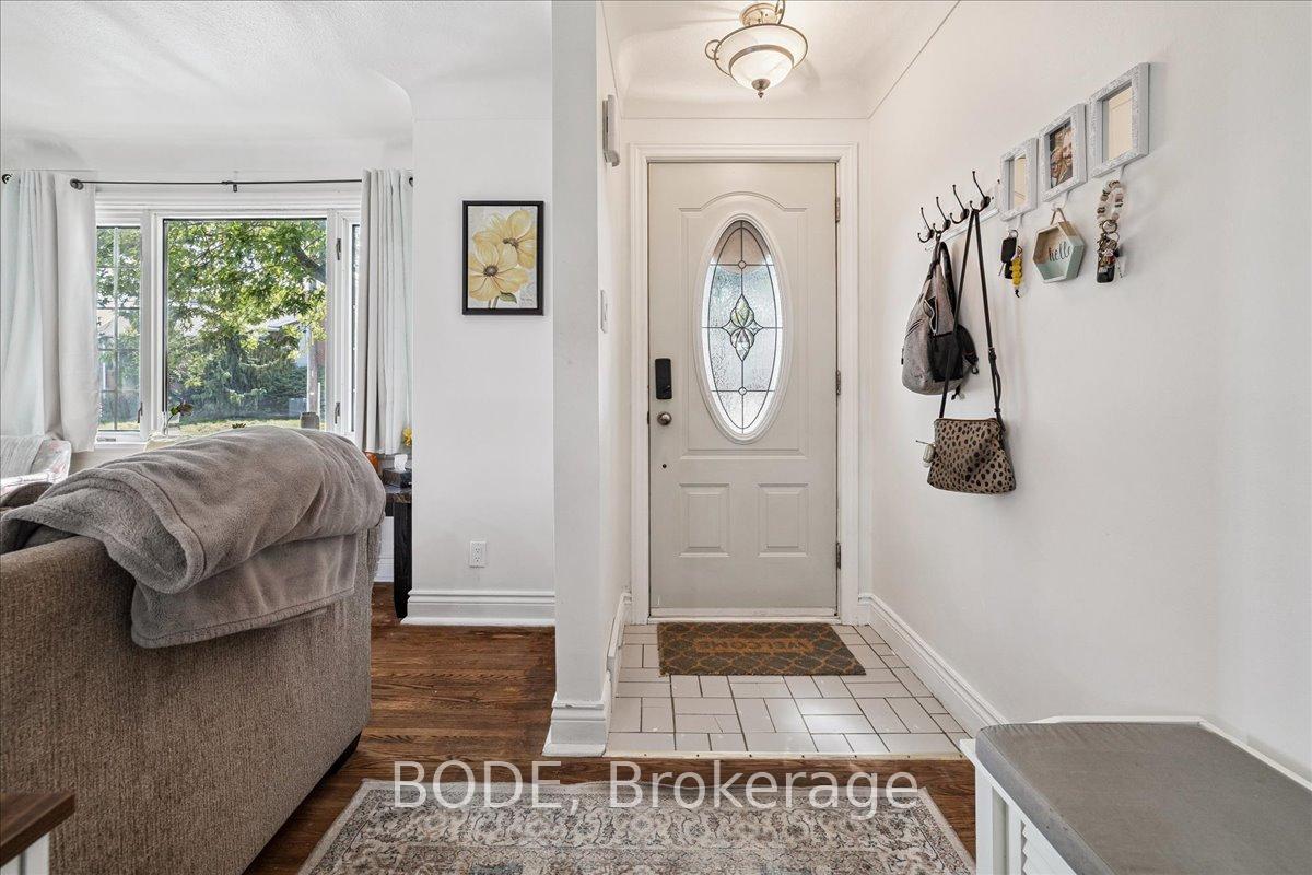 Photo 7 of 243 Scott Street, St. Catharines, Lakeport — HOMEH