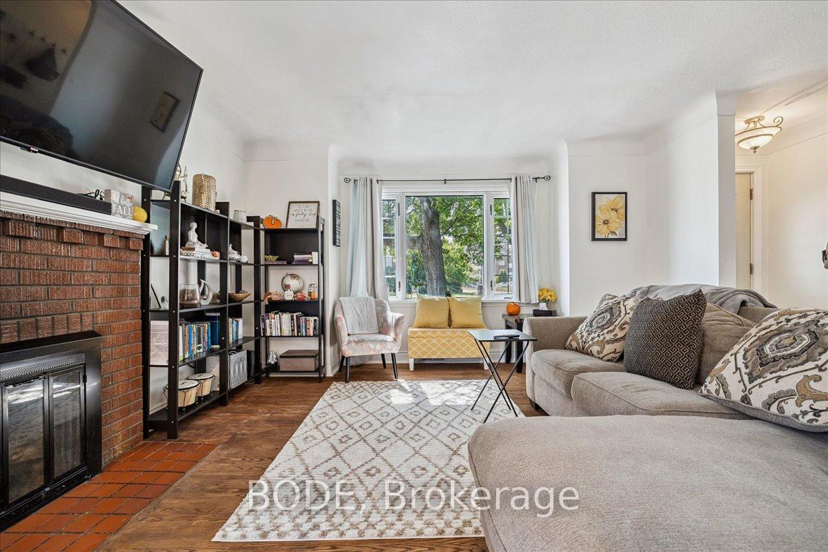 Photo 10 of 243 Scott Street, St. Catharines, Lakeport — HOMEH