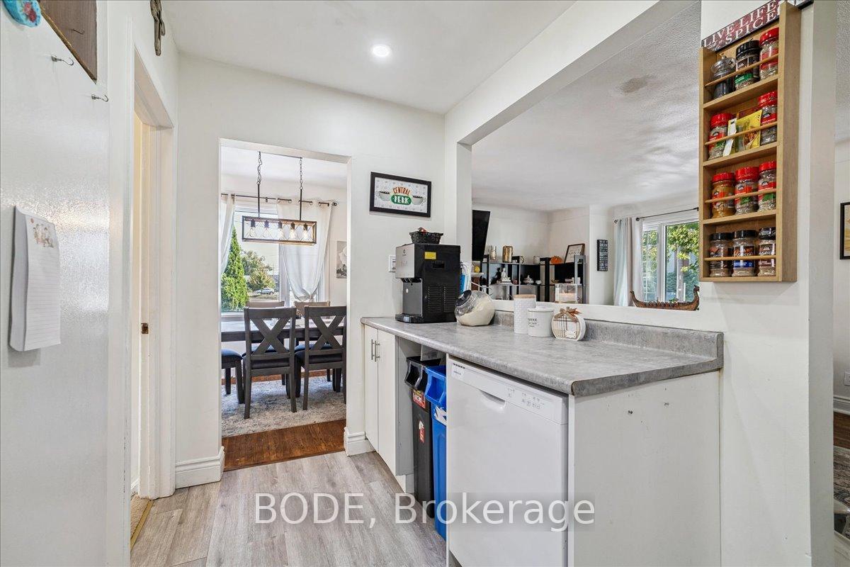 Photo 16 of 243 Scott Street, St. Catharines, Lakeport — HOMEH