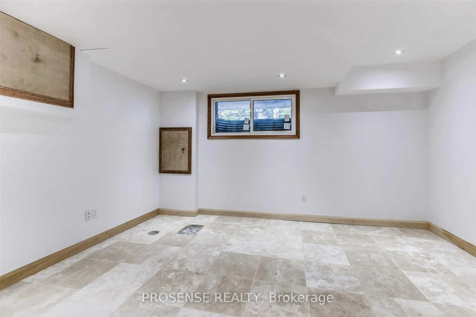 Photo 6 of 611 Ossington (Basement) Avenue E, Toronto, Palmerston-Little Italy — HOMEH