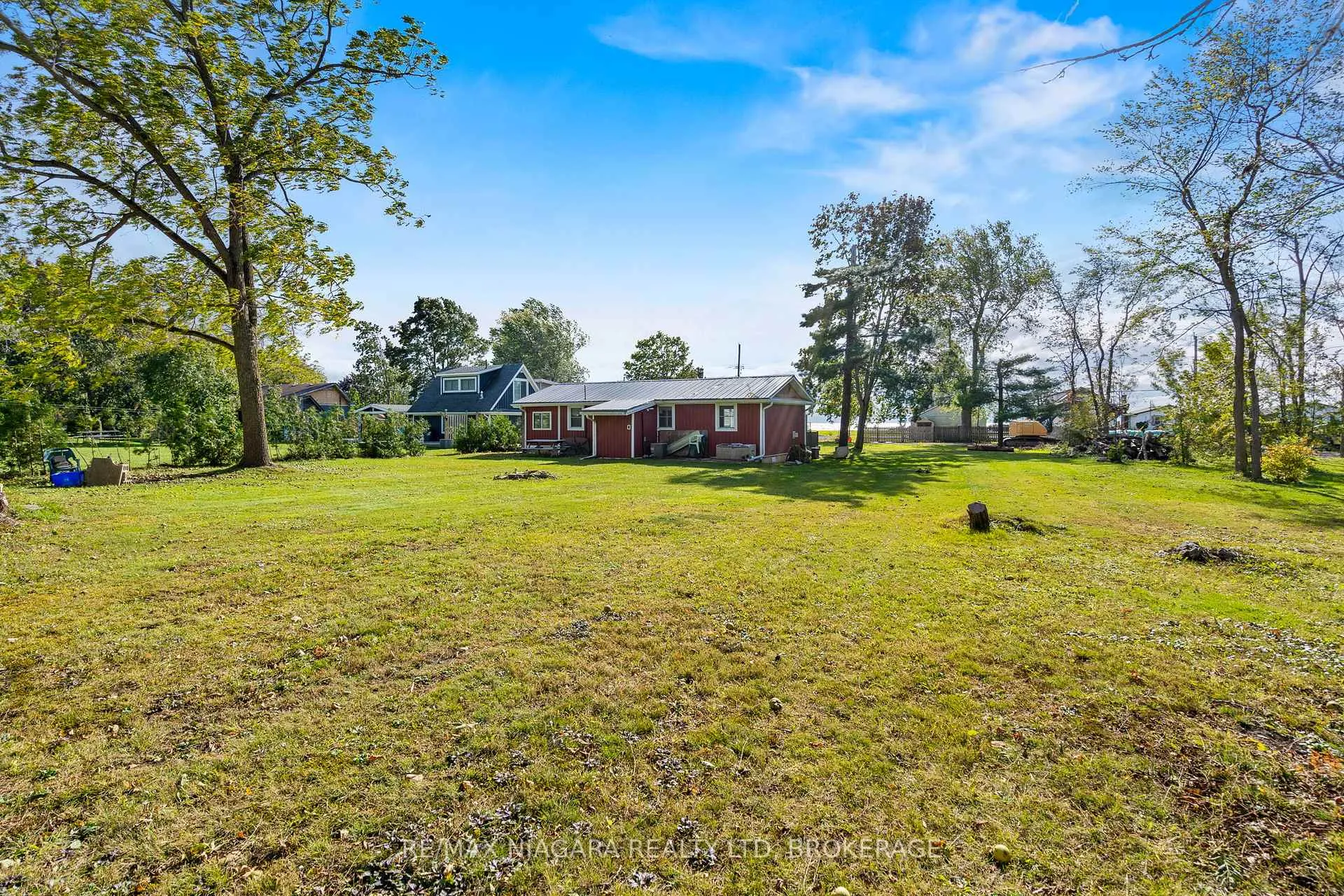 Photo 5 of 11496 Cook Lane, Wainfleet, Lakeshore — HOMEH