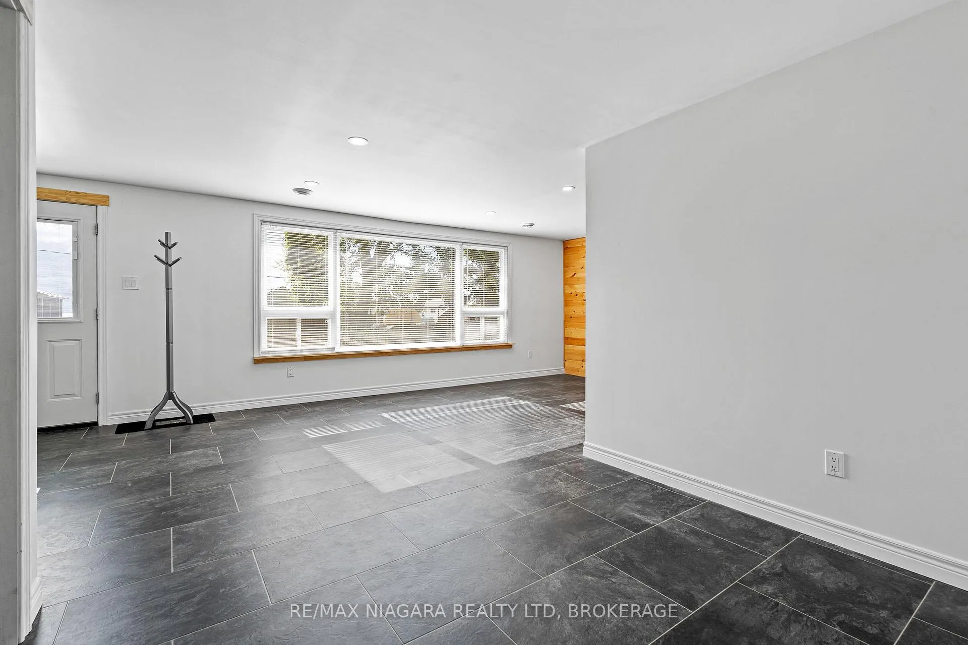 Photo 12 of 11496 Cook Lane, Wainfleet, Lakeshore — HOMEH