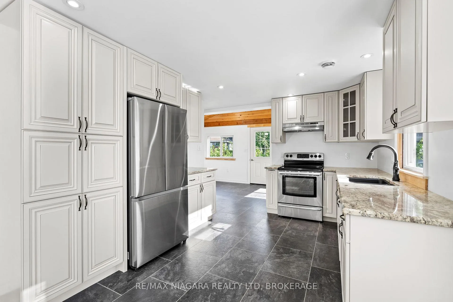 Photo 14 of 11496 Cook Lane, Wainfleet, Lakeshore — HOMEH