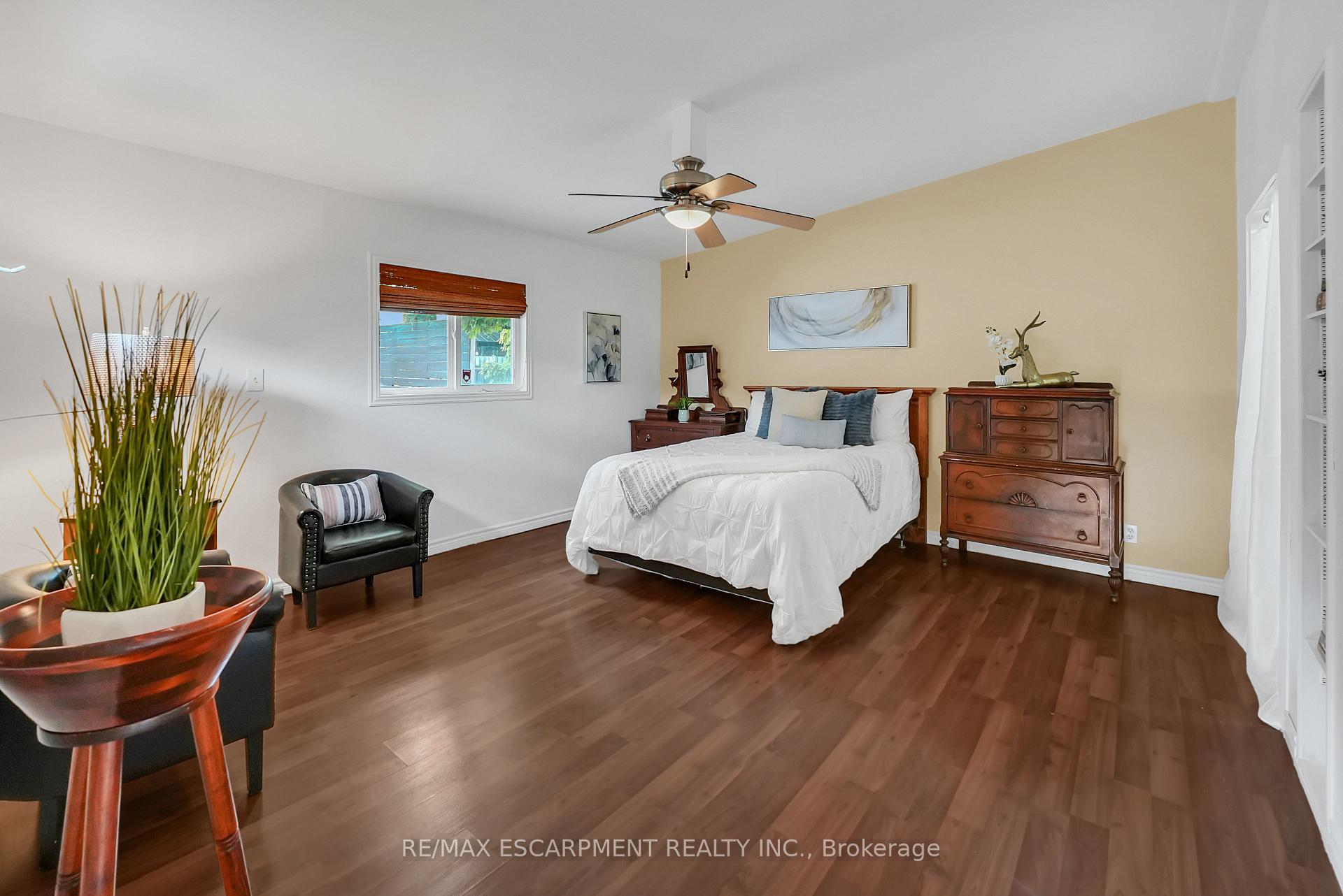 Photo 13 of 1 Waverley Road, St. Catharines, Facer — HOMEH