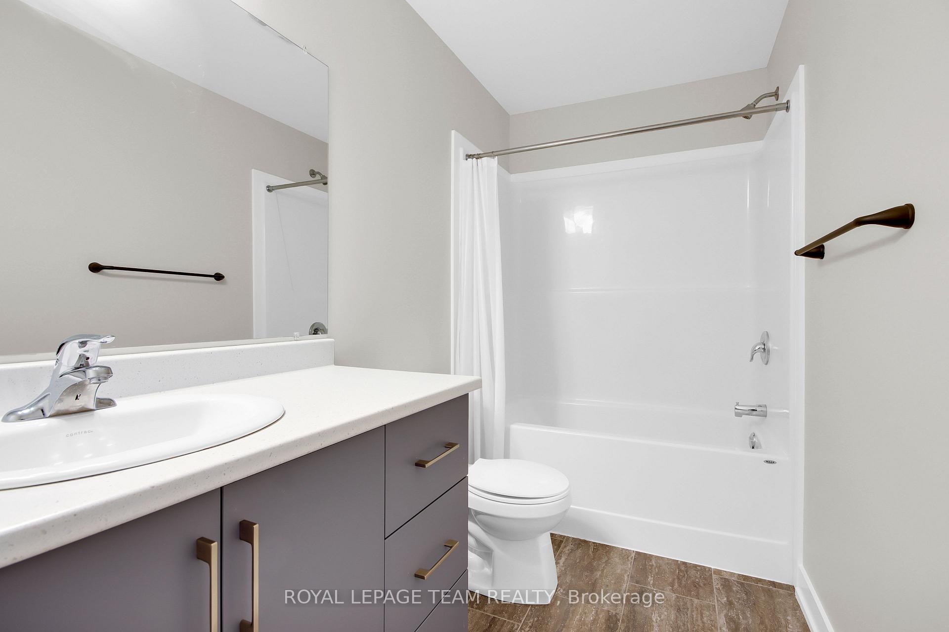 Photo 15 of 34 Staples Boulevard W, Smiths Falls — HOMEH