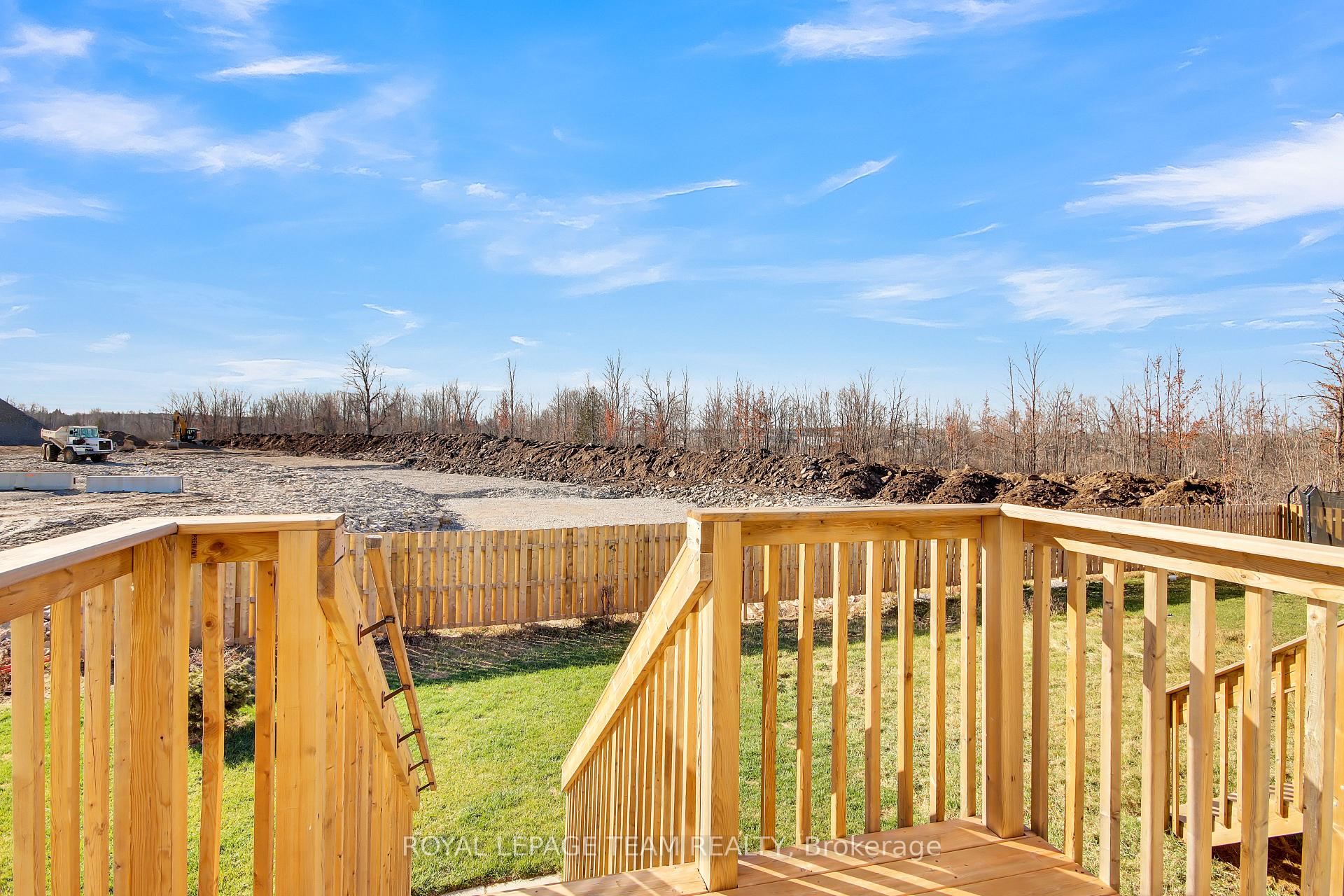 Photo 27 of 34 Staples Boulevard W, Smiths Falls — HOMEH