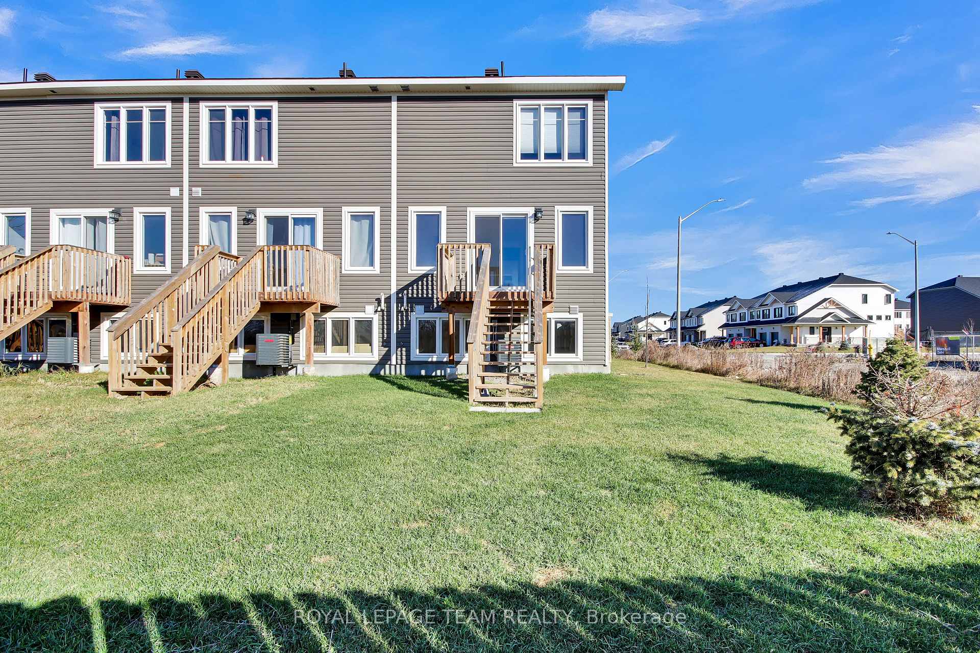 Photo 29 of 34 Staples Boulevard W, Smiths Falls — HOMEH