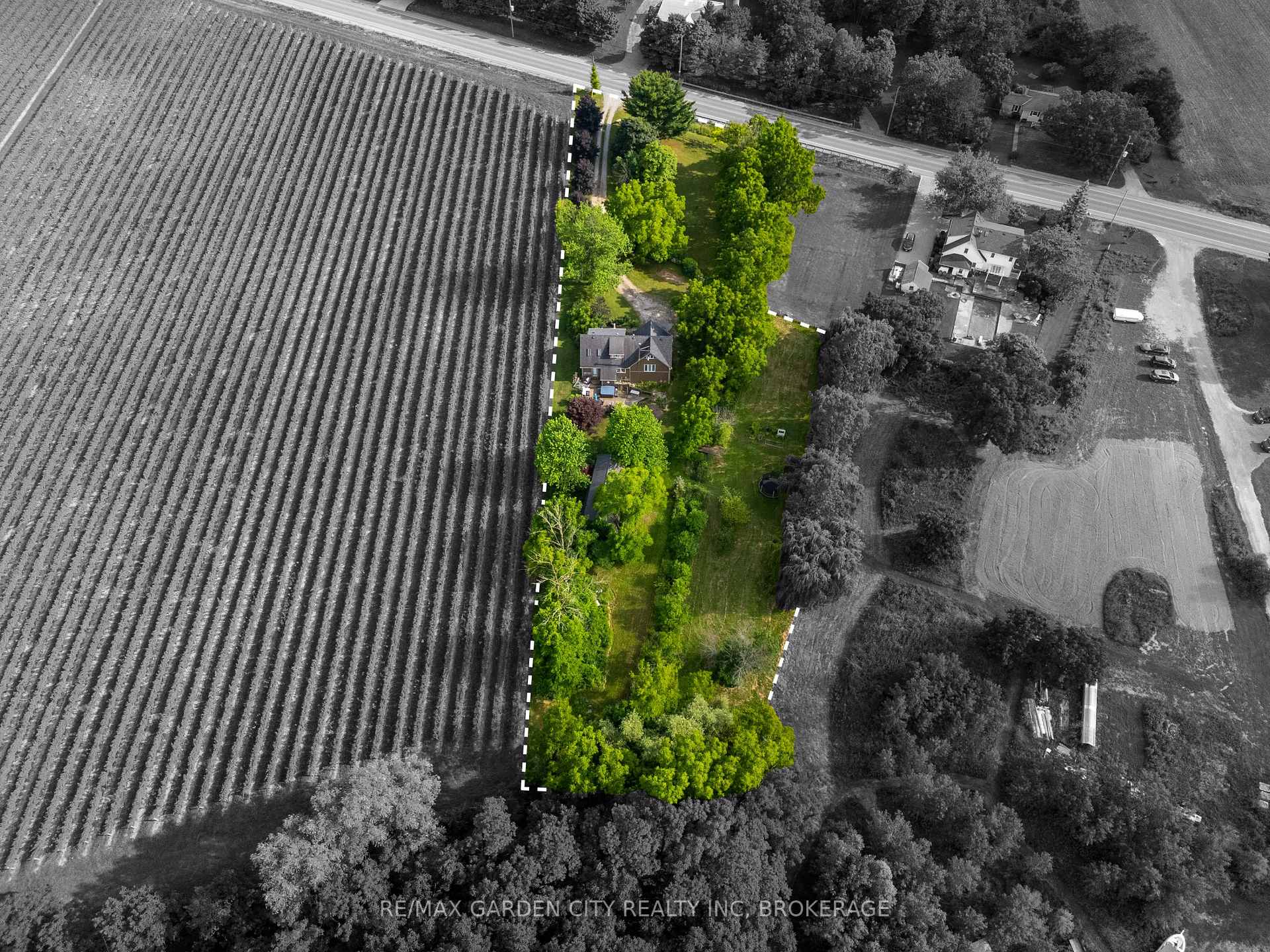 Photo 7 of 1571 Pelham Road, St. Catharines, Rural Eighth — HOMEH