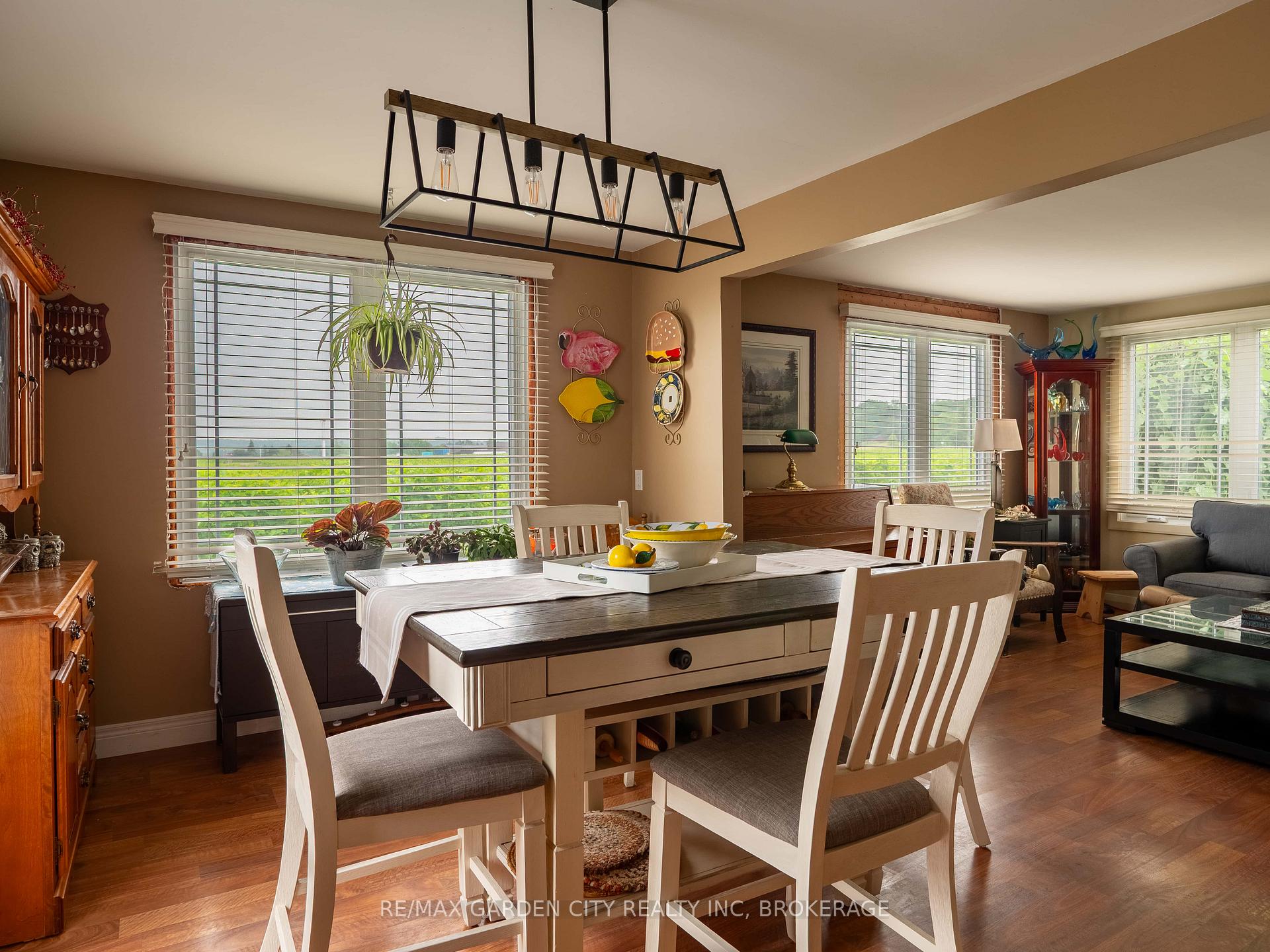 Photo 16 of 1571 Pelham Road, St. Catharines, Rural Eighth — HOMEH