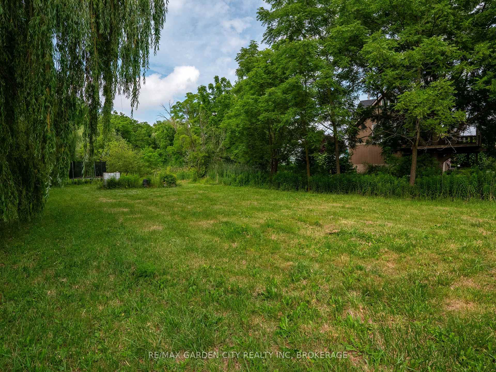 Photo 42 of 1571 Pelham Road, St. Catharines, Rural Eighth — HOMEH
