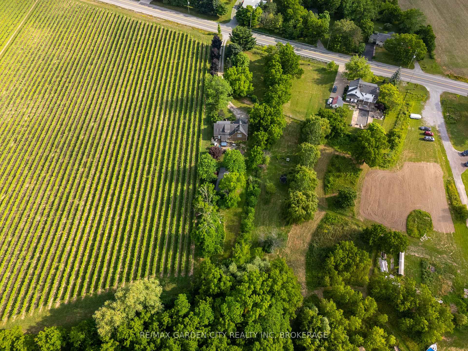 Photo 47 of 1571 Pelham Road, St. Catharines, Rural Eighth — HOMEH