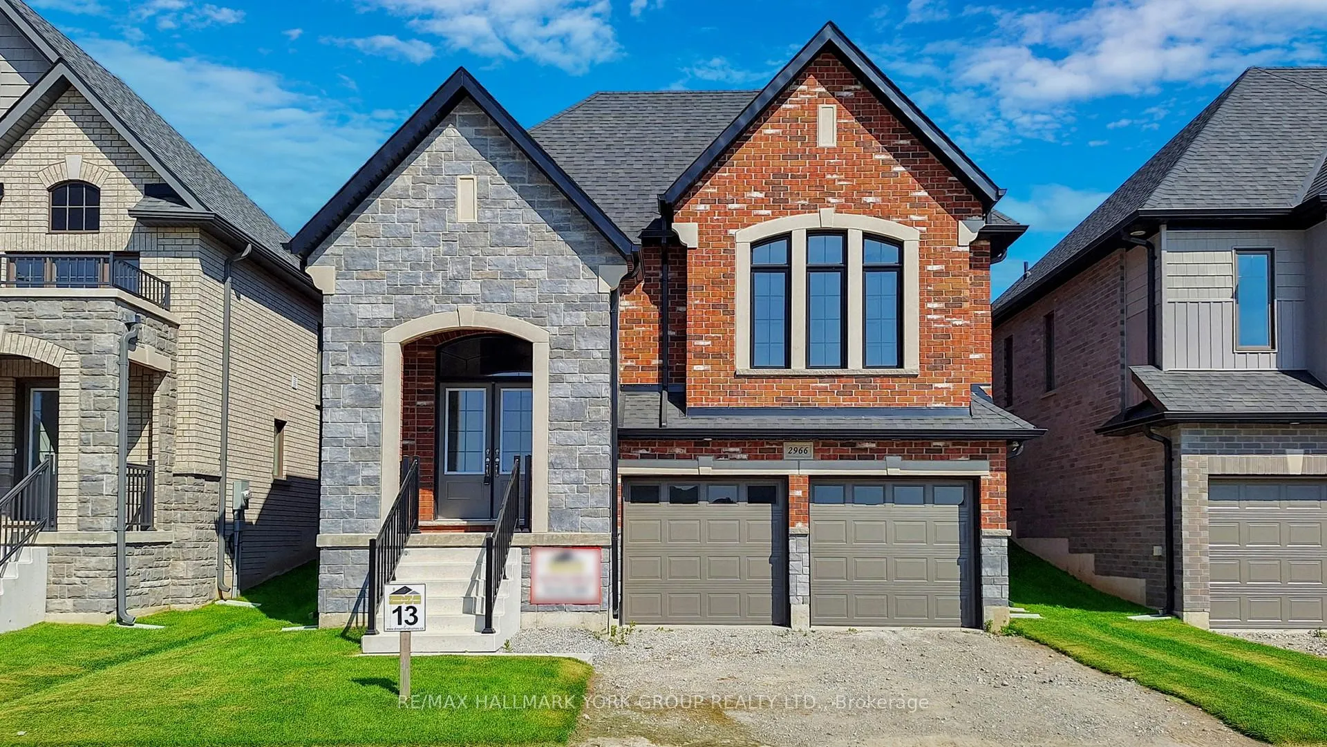 Photo 3 of 2966 Monarch Drive, Orillia — HOMEH