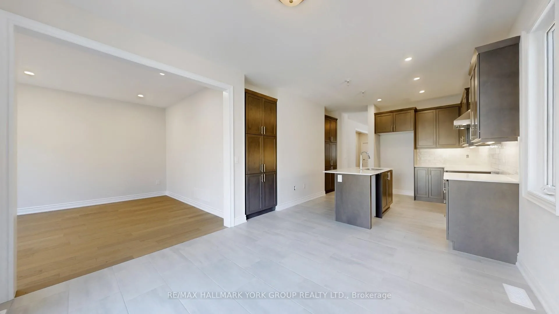 Photo 13 of 2966 Monarch Drive, Orillia — HOMEH