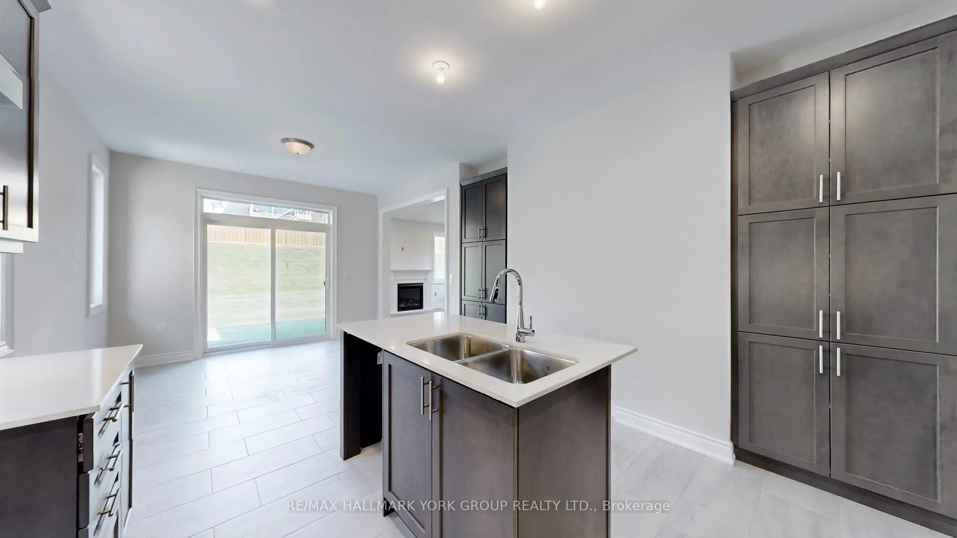 Photo 17 of 2966 Monarch Drive, Orillia — HOMEH