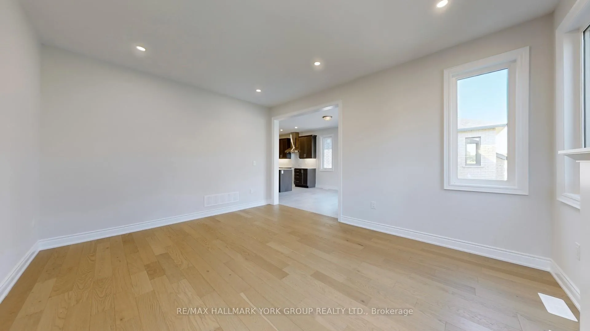 Photo 19 of 2966 Monarch Drive, Orillia — HOMEH