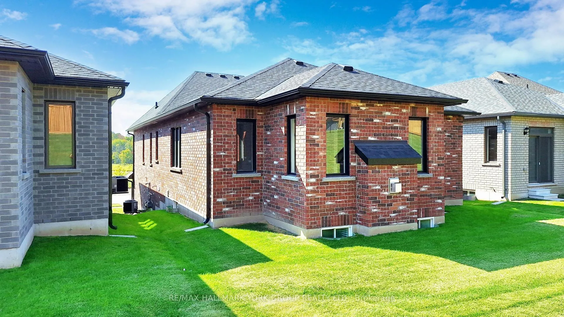 Photo 22 of 2966 Monarch Drive, Orillia — HOMEH