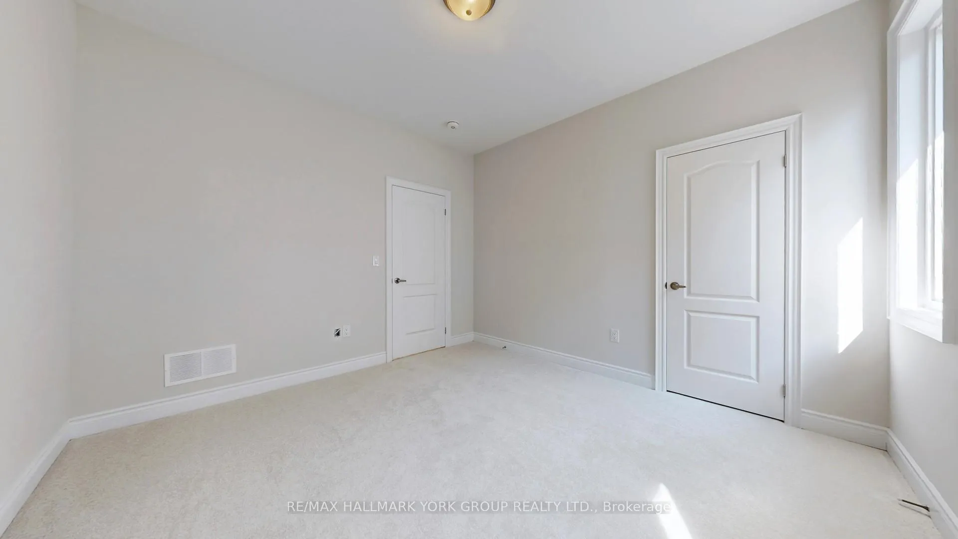Photo 30 of 2966 Monarch Drive, Orillia — HOMEH