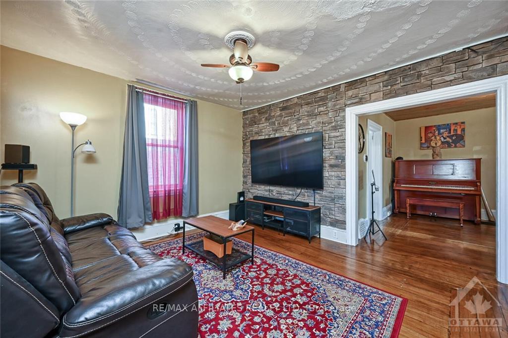 Photo 7 of 7 Lavinia Street, Smiths Falls — HOMEH
