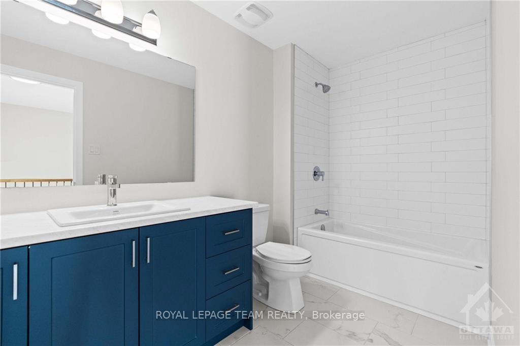 Photo 2 of 305 Wood Avenue, Smiths Falls — HOMEH