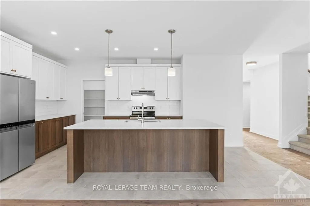 Photo 14 of 305 Wood Avenue, Smiths Falls — HOMEH