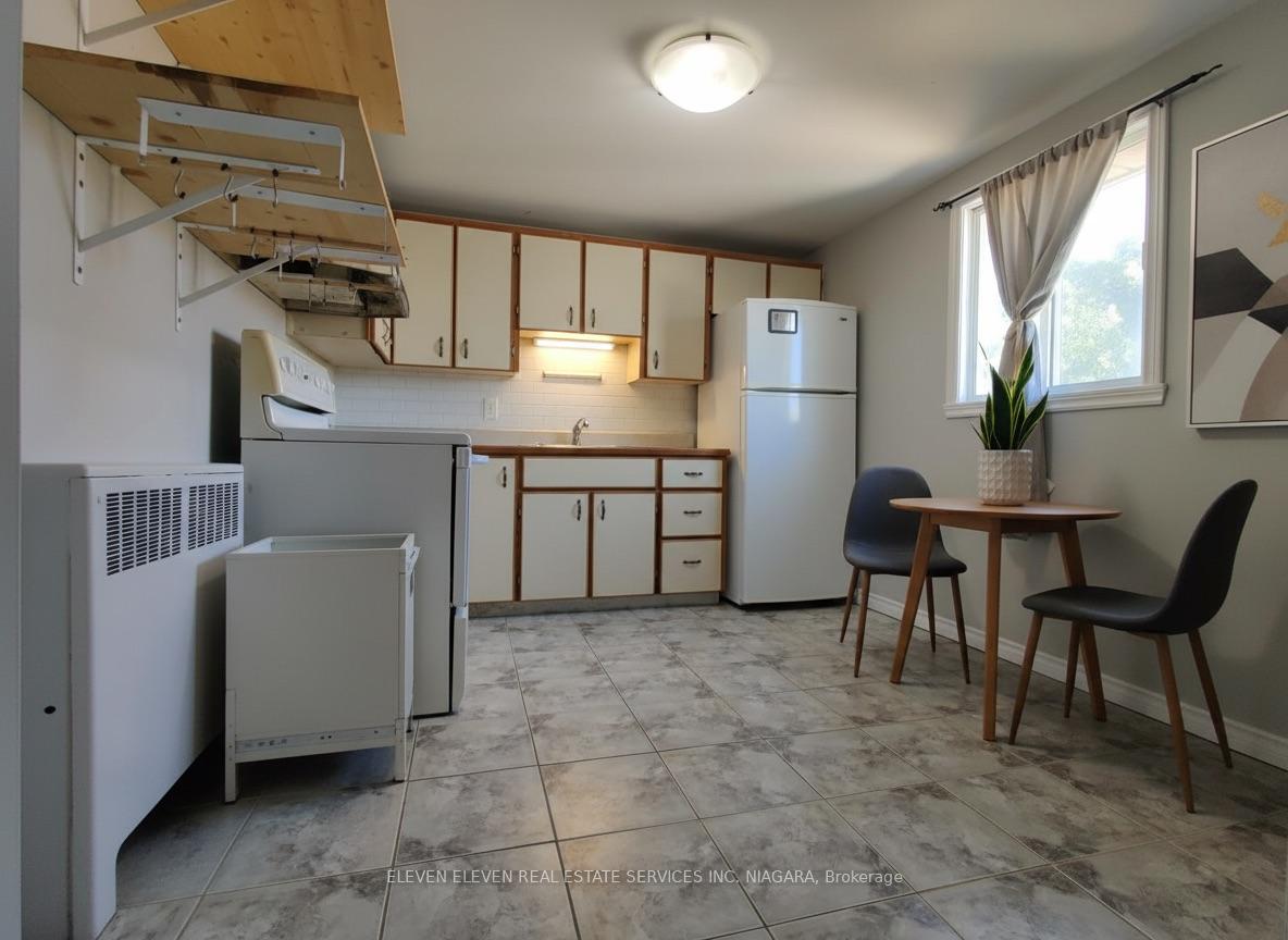 Photo 9 of Unit Upper, 287 Grantham Avenue, St. Catharines, Facer — HOMEH