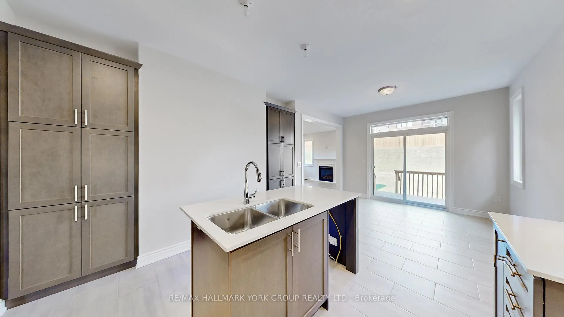 Photo 13 of 2968 Monarch Drive, Orillia — HOMEH