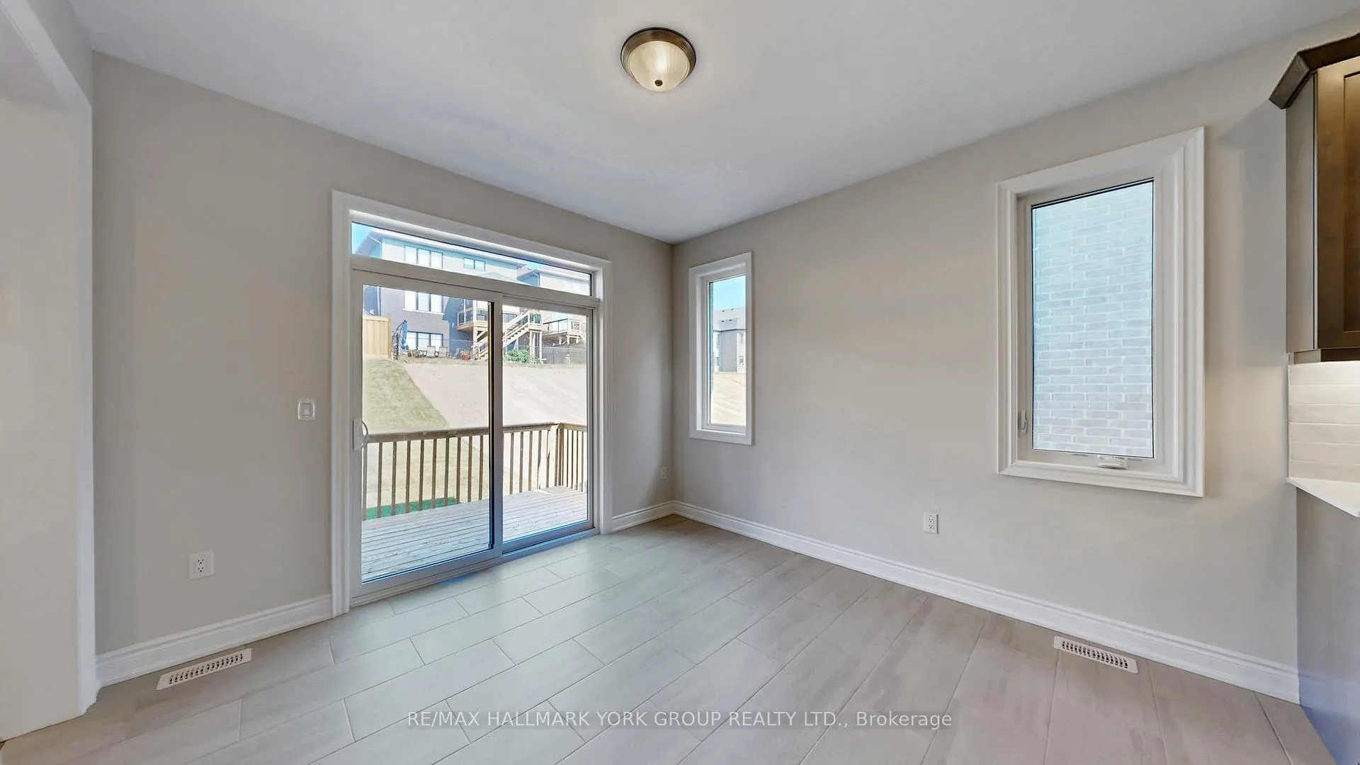 Photo 21 of 2968 Monarch Drive, Orillia — HOMEH