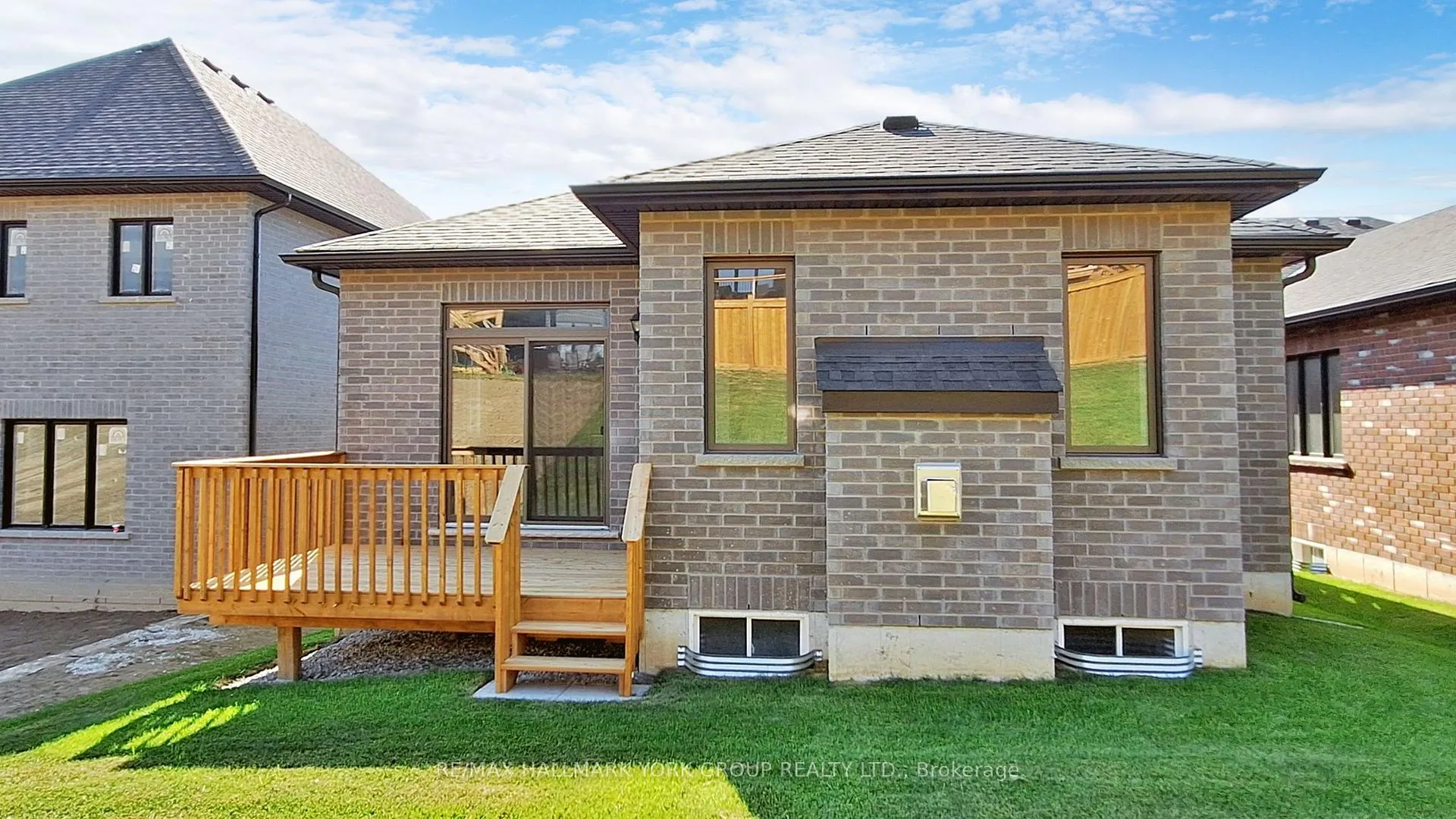 Photo 27 of 2968 Monarch Drive, Orillia — HOMEH